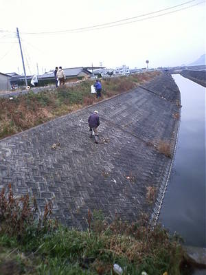 川掃除